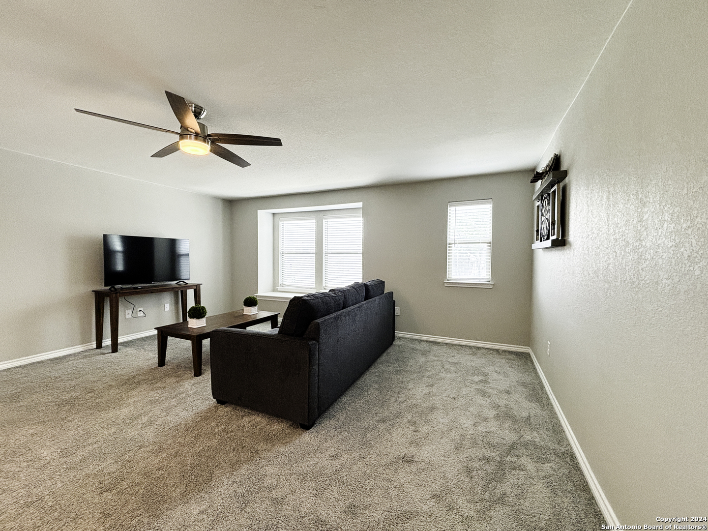 8134 Emmeline Dr, Boerne TX 78015
