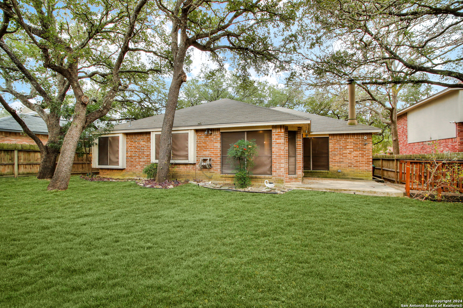 11823 Adriana Maria San Antonio TX 78253