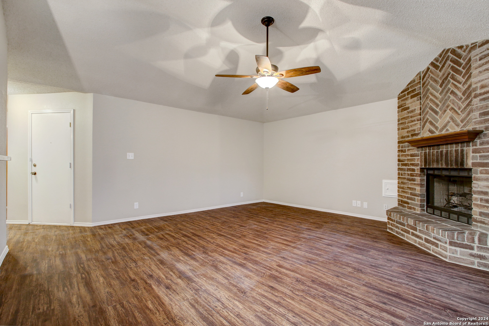 11823 Adriana Maria San Antonio TX 78253