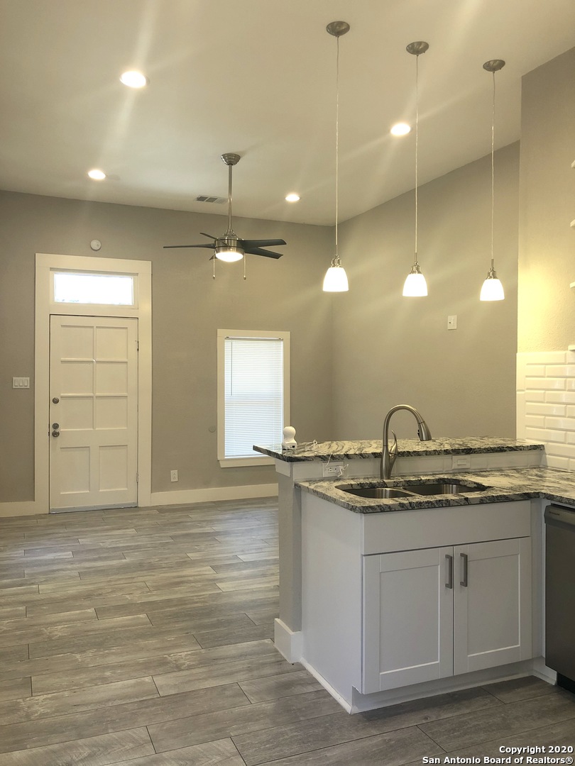 603 Devine Street San Antonio TX 78210
