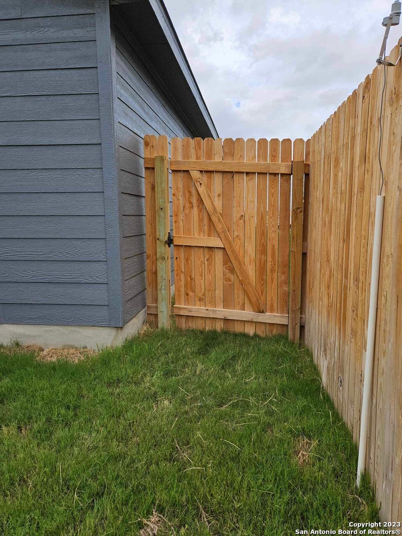 10018 Ana Heights San Antonio TX 78224