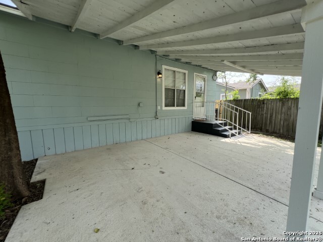 123 Colton San Antonio TX 78209