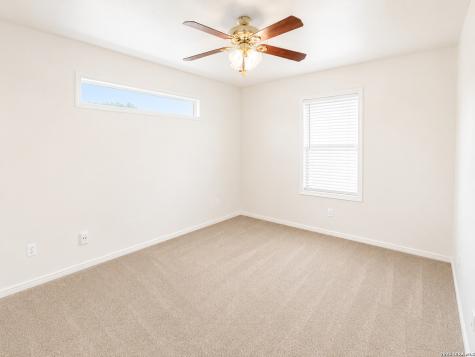 10622 N Shaenridge San Antonio TX 78254