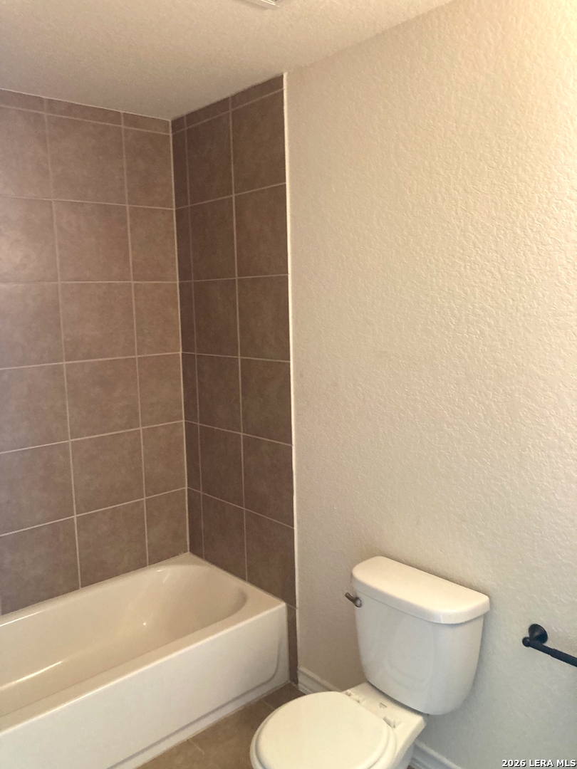 6335 Melanzane Avenue San Antonio TX 78233