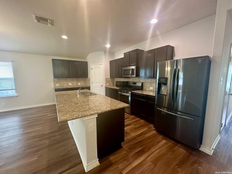 9102 Jersey Stone San Antonio TX 78254