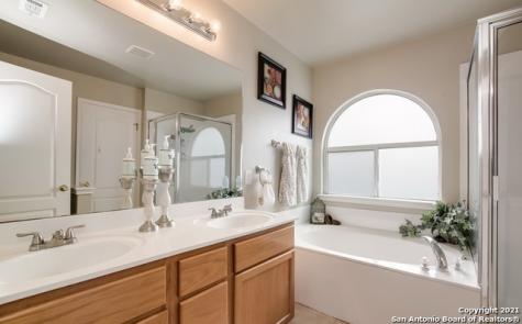 650 Granite Cliff San Antonio TX 78251