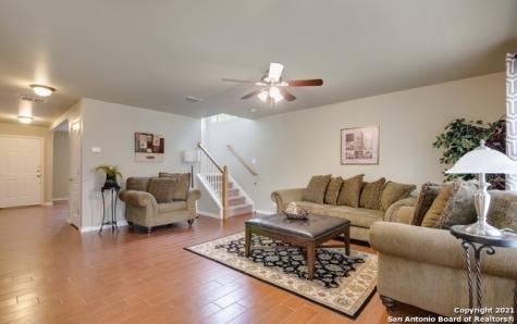 650 Granite Cliff San Antonio TX 78251