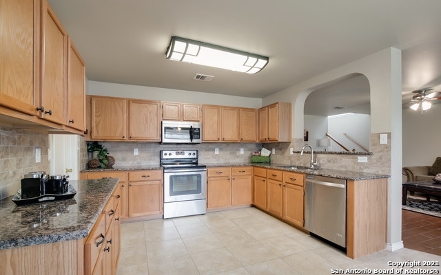 650 Granite Cliff San Antonio TX 78251