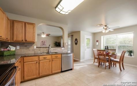 650 Granite Cliff San Antonio TX 78251