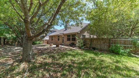 501 Ginsberg Drive Schertz TX 78154