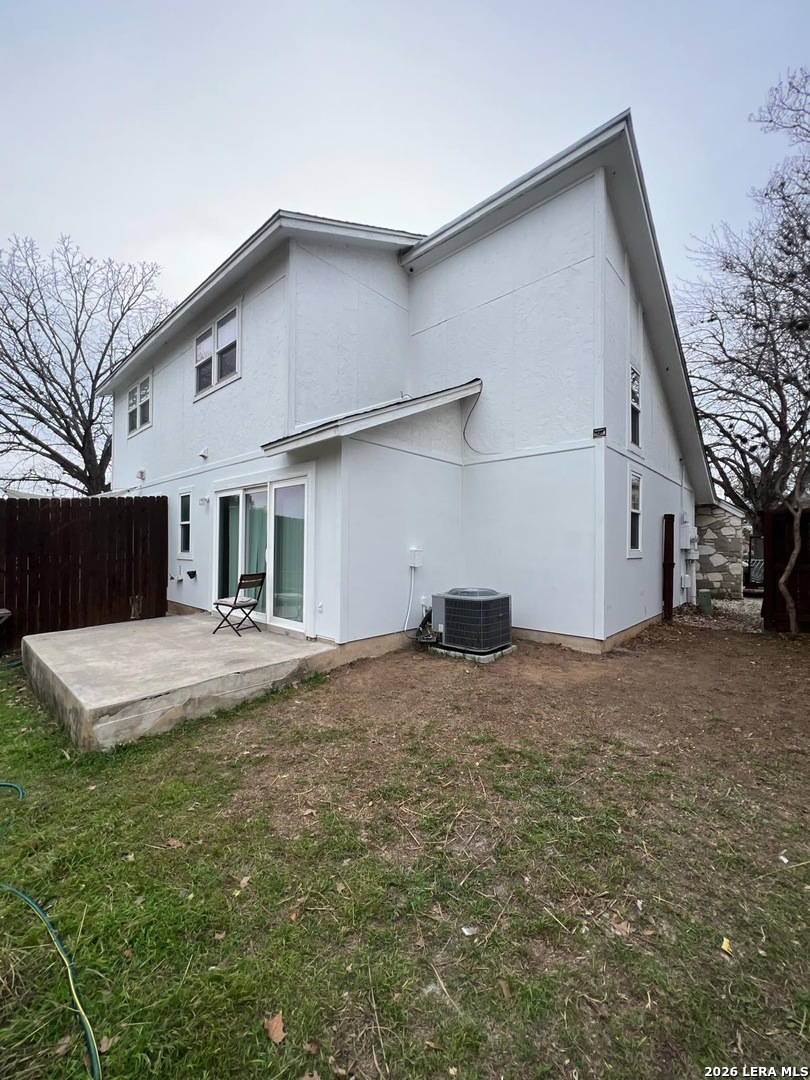 6234 Prince Charles San Antonio TX 78240