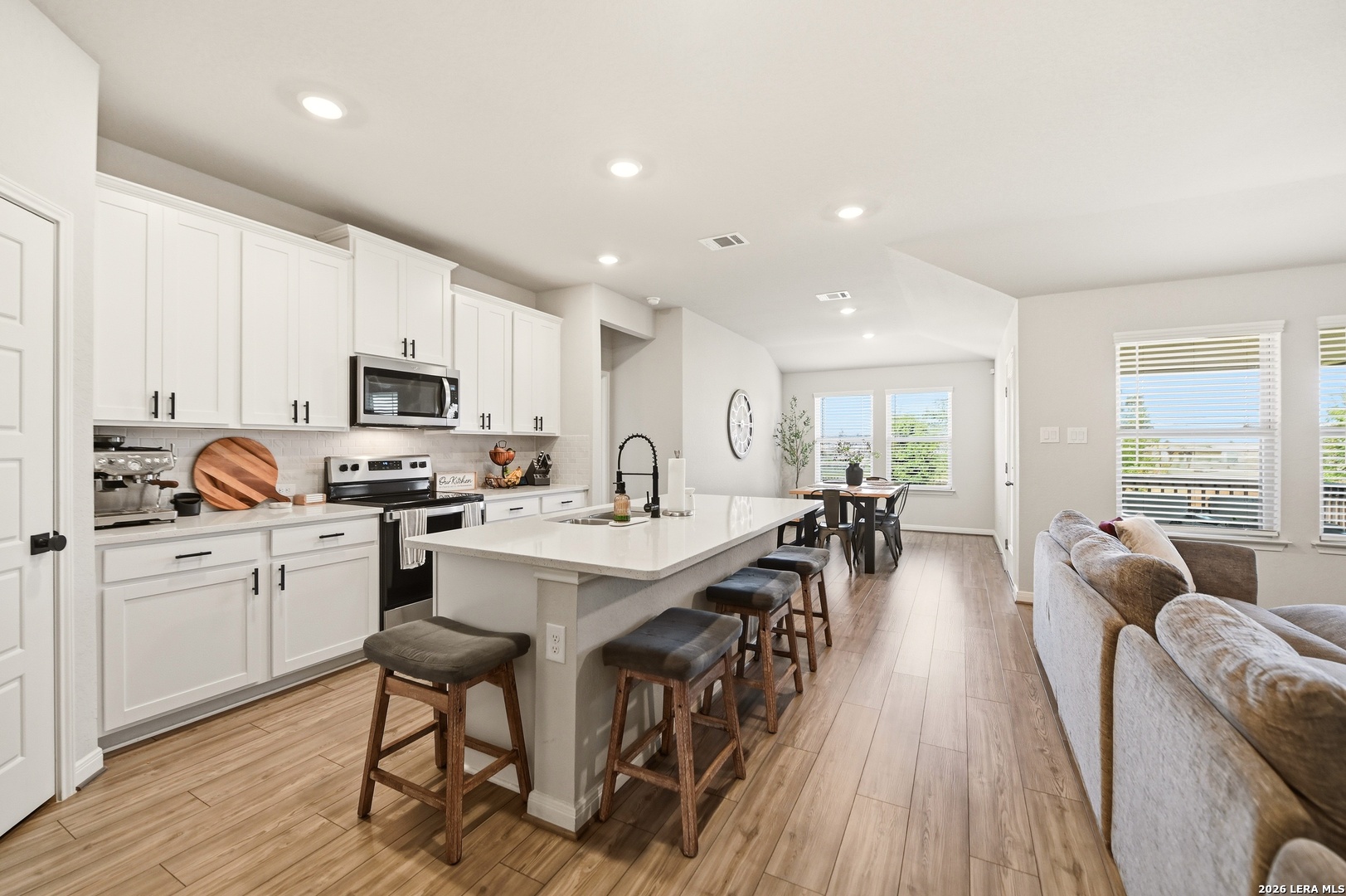 4546 Longhorn Crest San Antonio TX 78245