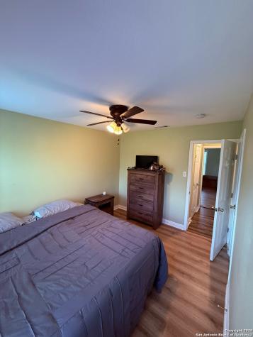 1310 South 4th Floresville TX 78114
