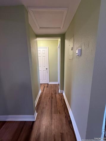 1310 South 4th Floresville TX 78114
