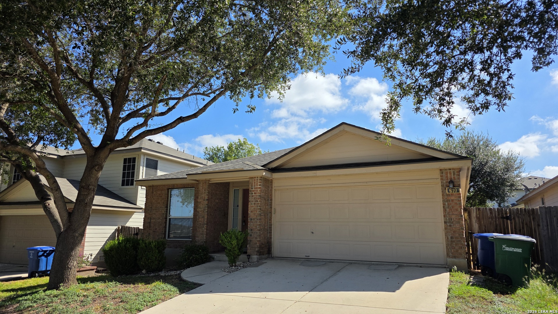 610 Granite Cliff San Antonio TX 78251