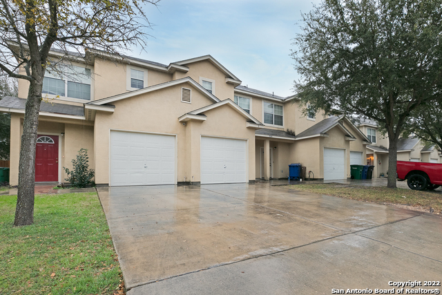 7814 Kingsbury Wood San Antonio TX 78240