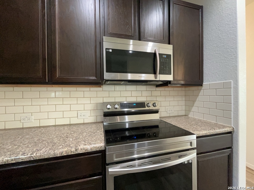 2431 Rainbow Basin Converse TX 78109