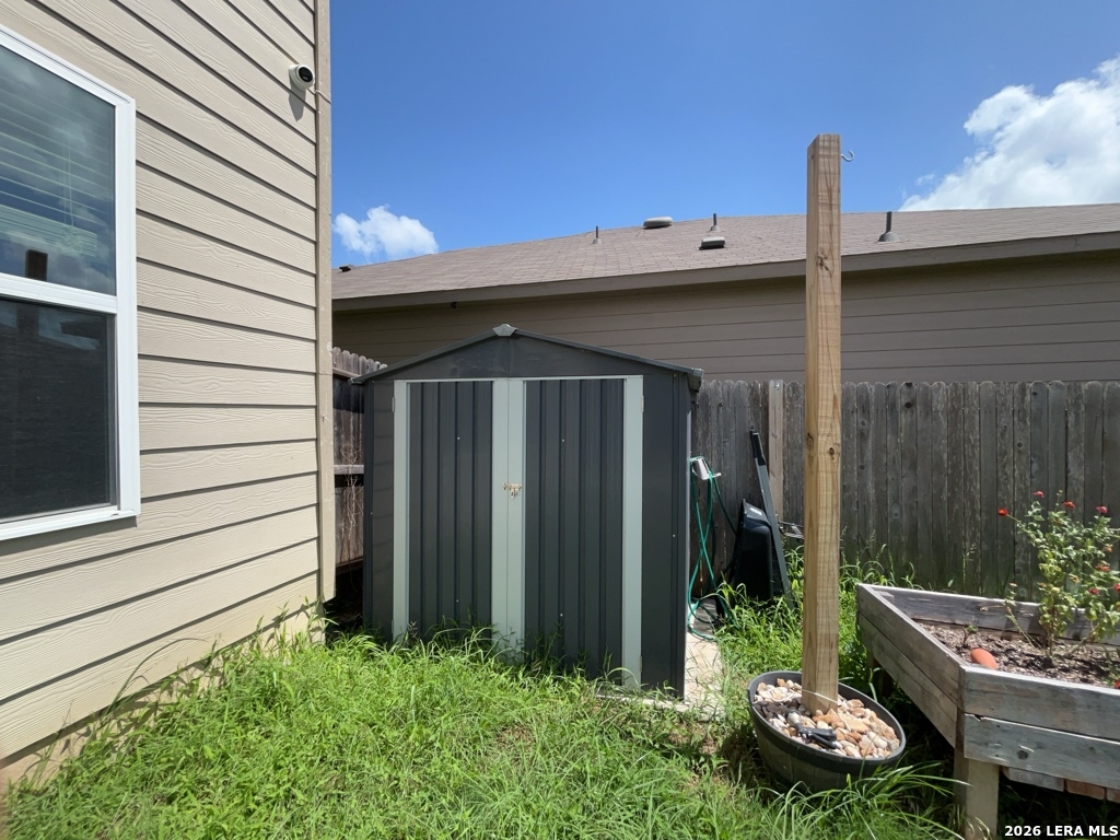 2431 Rainbow Basin Converse TX 78109