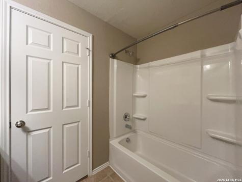 11838 Twin Oaks Path San Antonio TX 78254