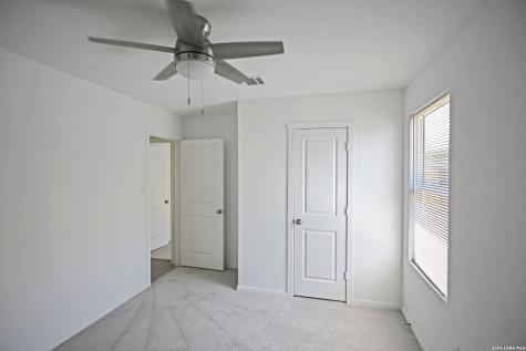 2407 Shady Grove New Braunfels TX 78130