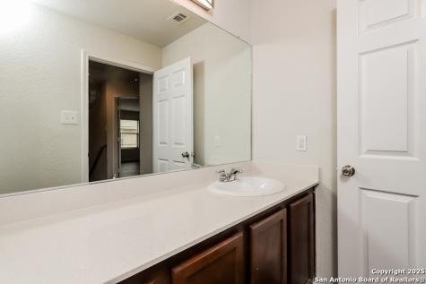 8927 Ashley Wilkes San Antonio TX 78221