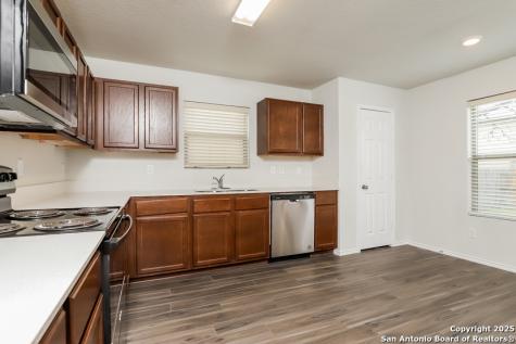 8927 Ashley Wilkes San Antonio TX 78221