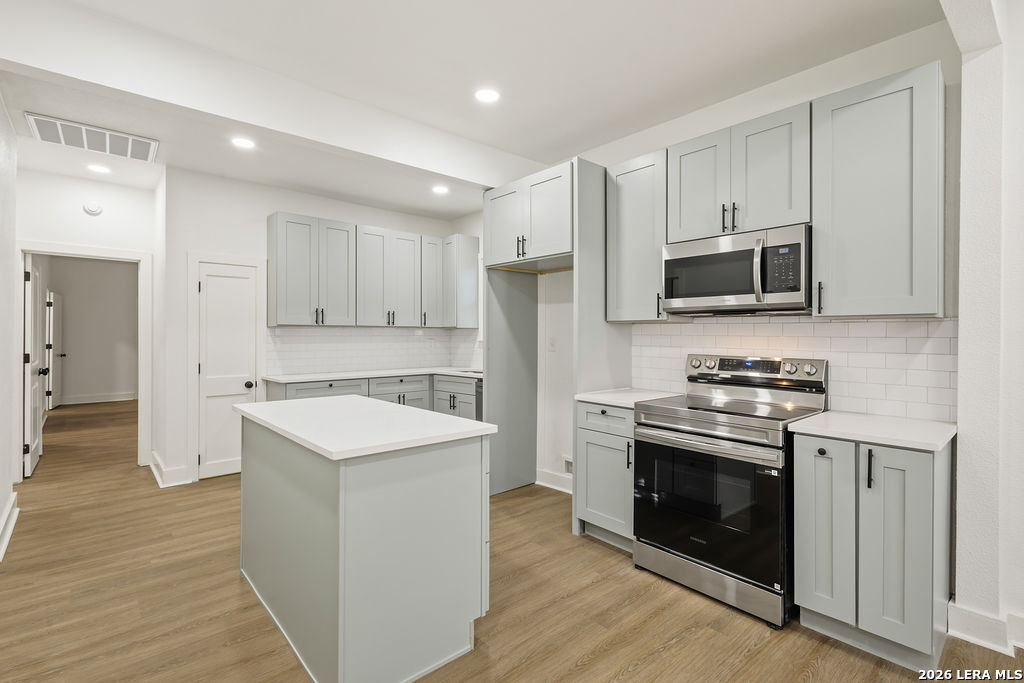 624 Bailey Avenue San Antonio TX 78210