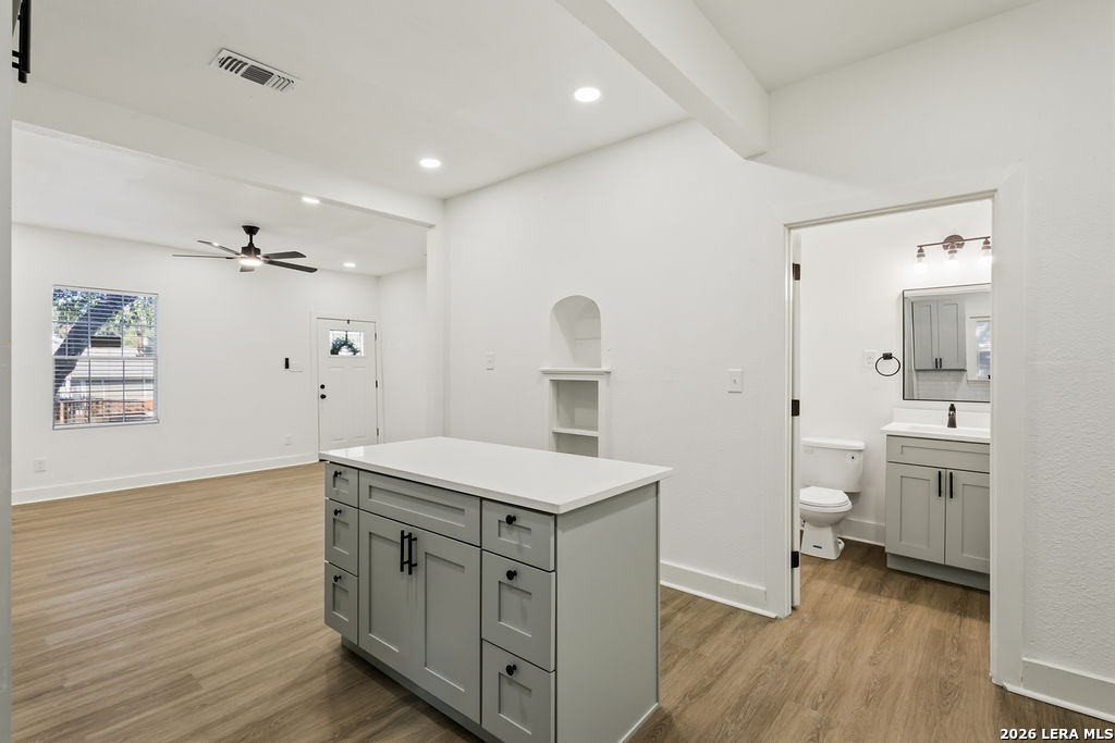 624 Bailey Avenue San Antonio TX 78210