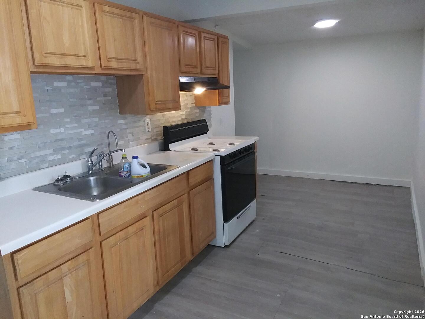 1311 Sanco San Antonio TX 78214