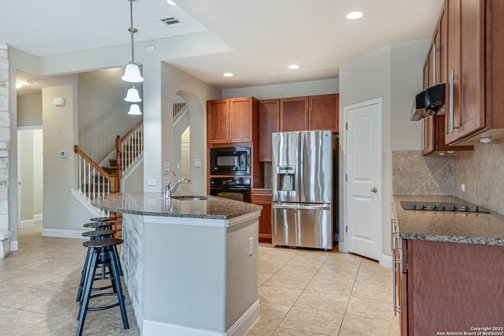 562 White Canyon San Antonio TX 78260