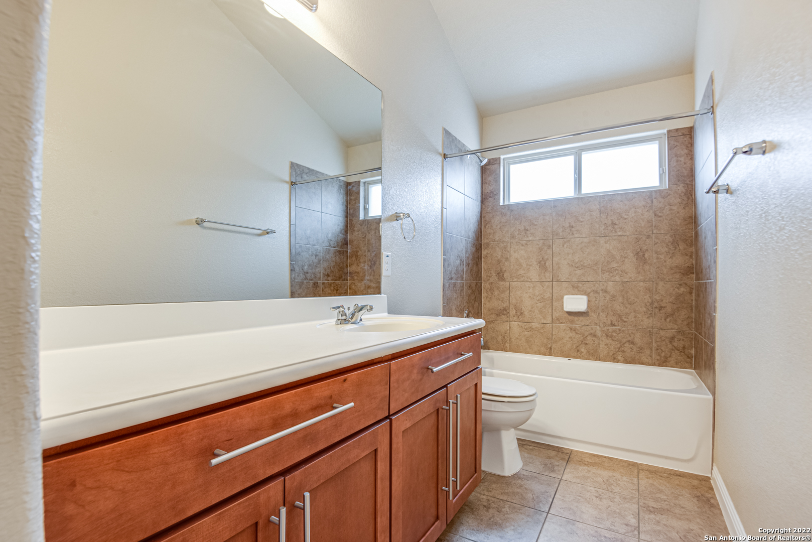 562 White Canyon San Antonio TX 78260