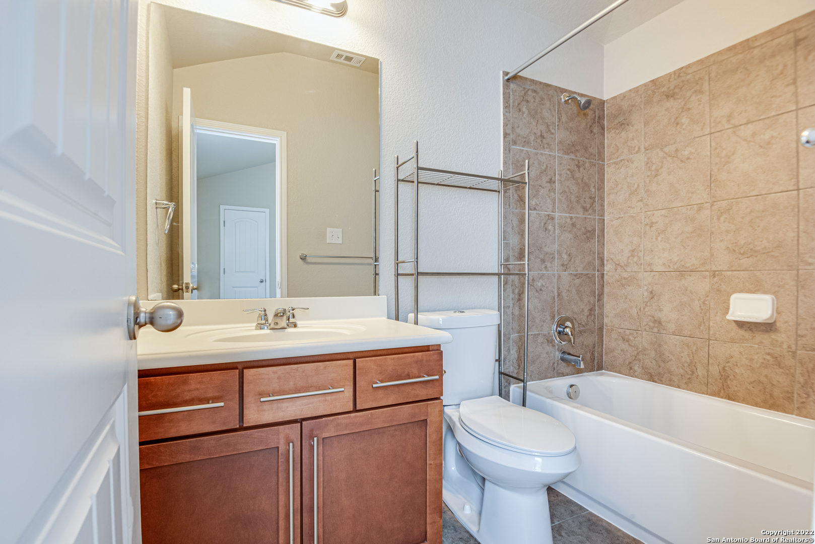 562 White Canyon San Antonio TX 78260