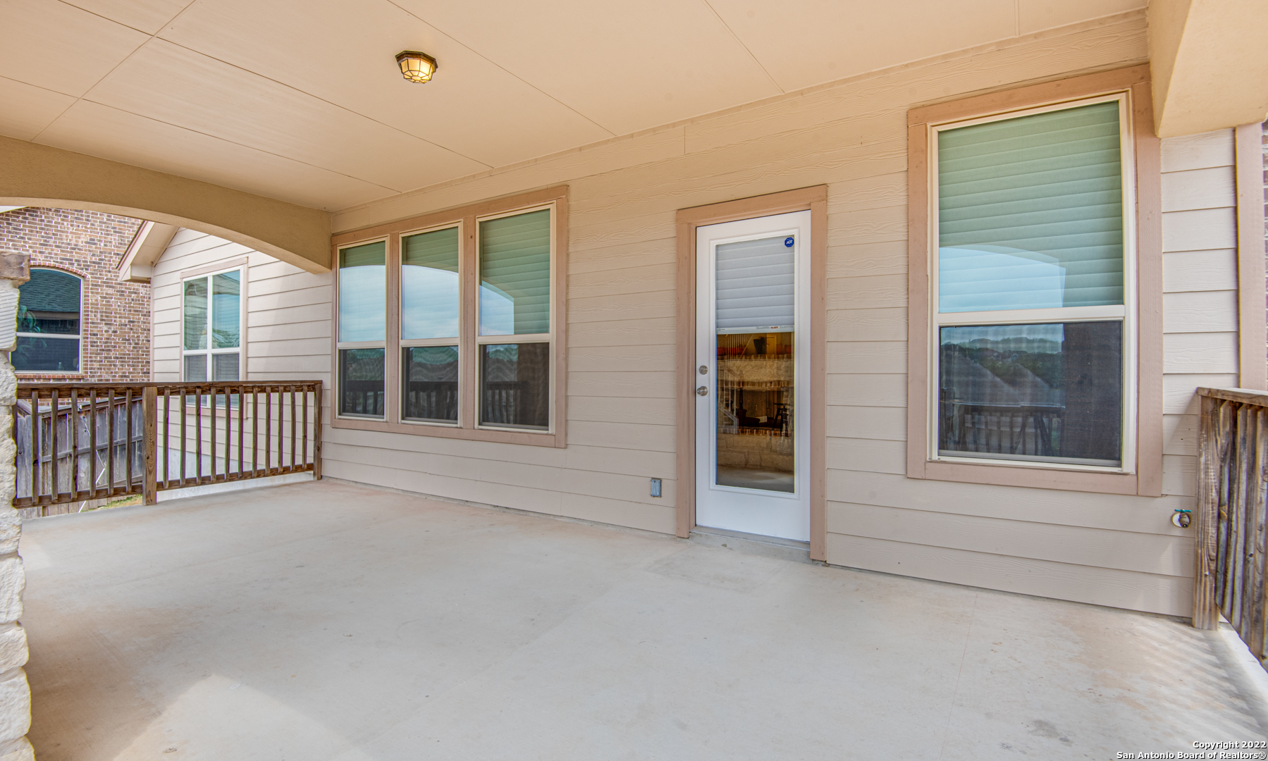 562 White Canyon San Antonio TX 78260