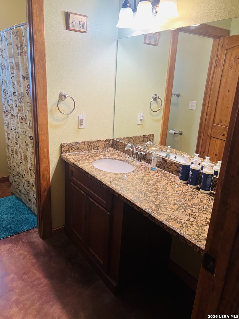 1184 Mountain Valley Concan TX 78838