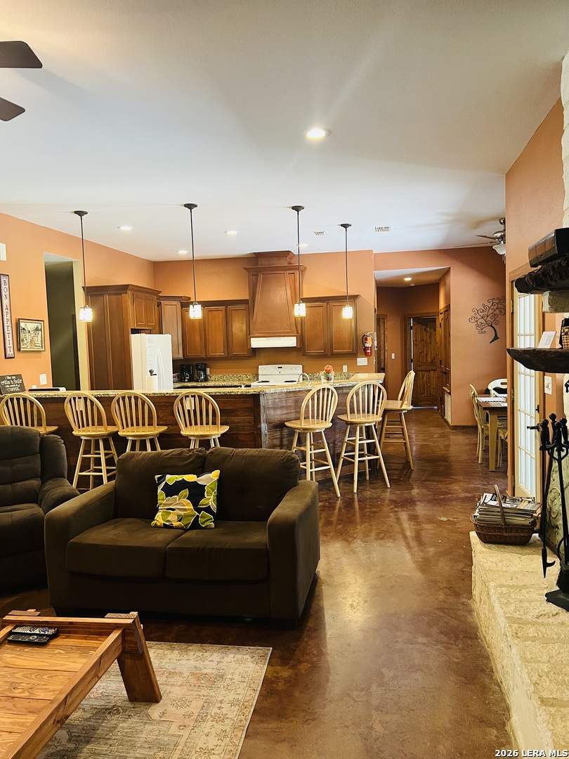 1184 Mountain Valley Concan TX 78838