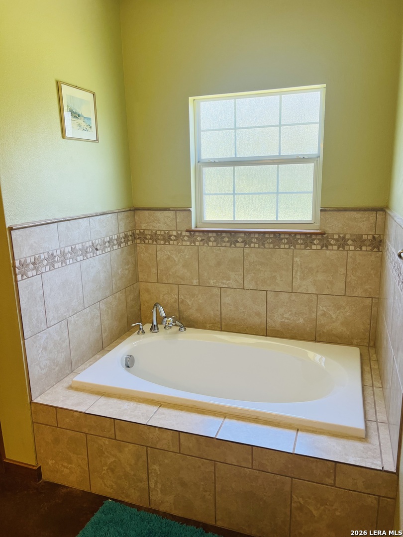 1184 Mountain Valley Concan TX 78838