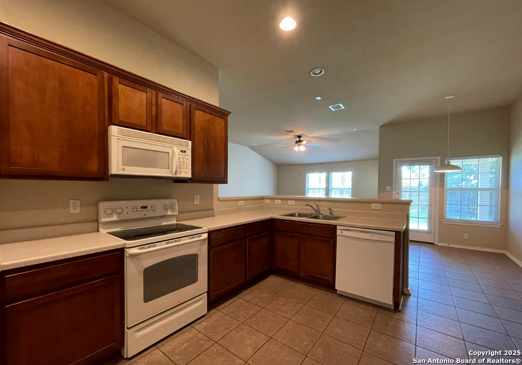 4914 Gemsbuck Chase San Antonio TX 78251
