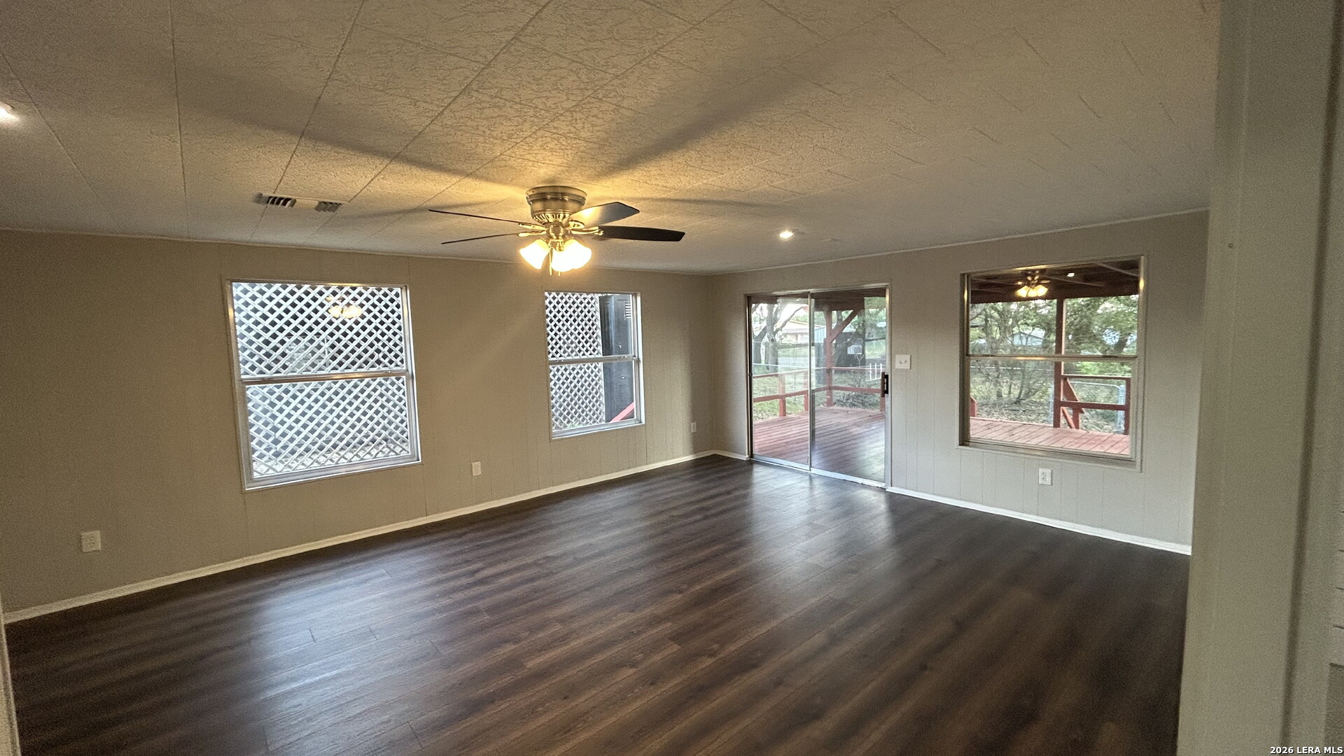 537 Tamarack Drive San Antonio TX 78133