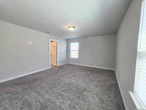 724 Fort Leonard San Antonio TX 78245