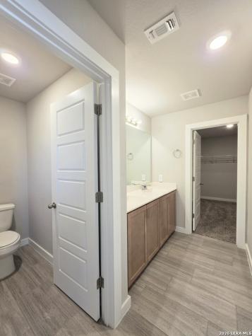 724 Fort Leonard San Antonio TX 78245