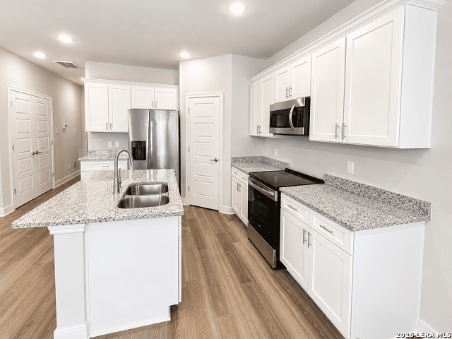 7141 Magnolia Creek San Antonio TX 78252
