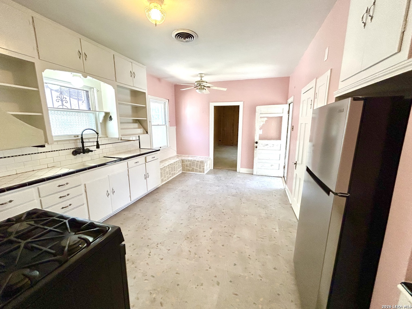1627 Schley Avenue San Antonio TX 78210
