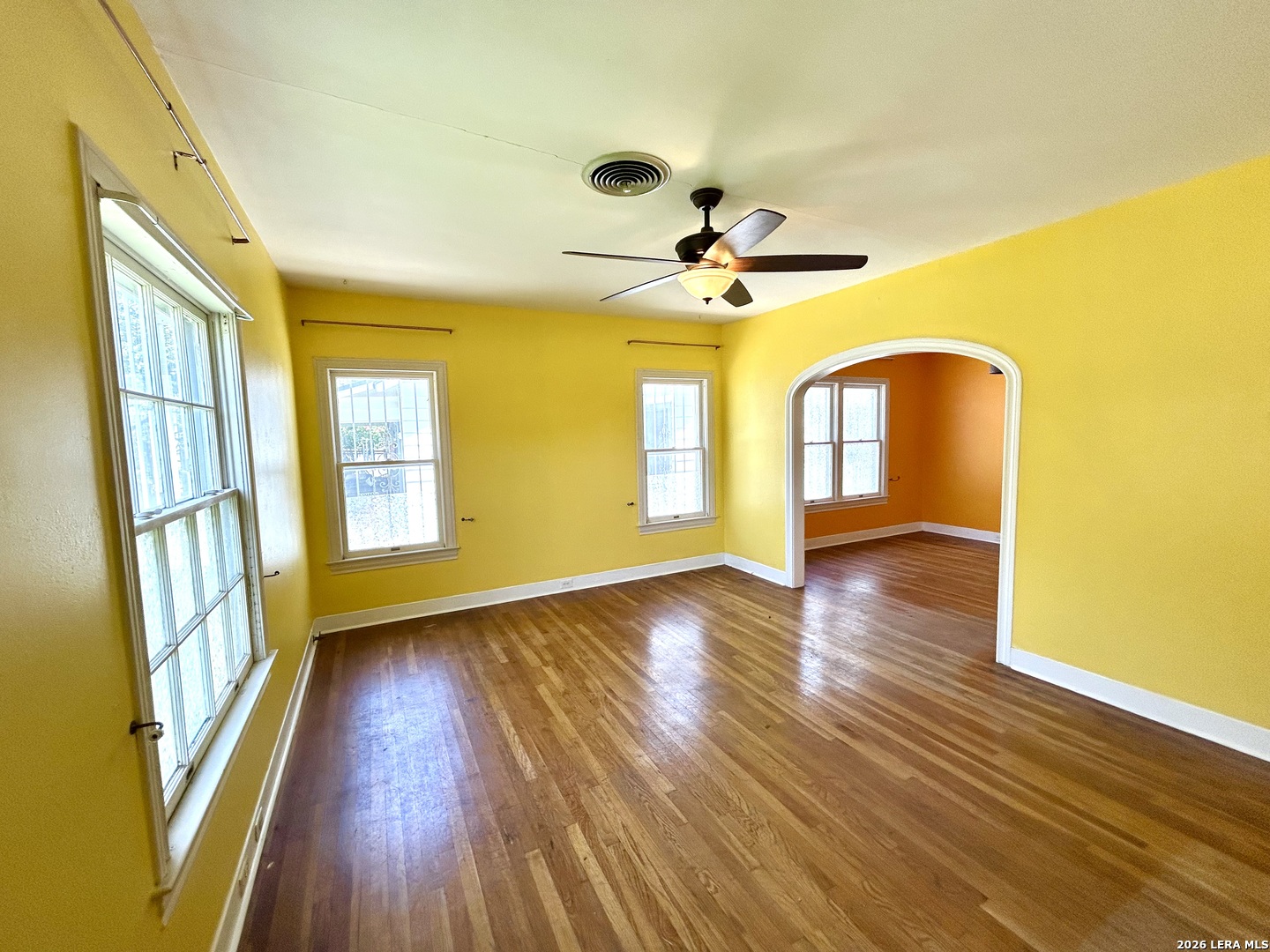 1627 Schley Avenue San Antonio TX 78210