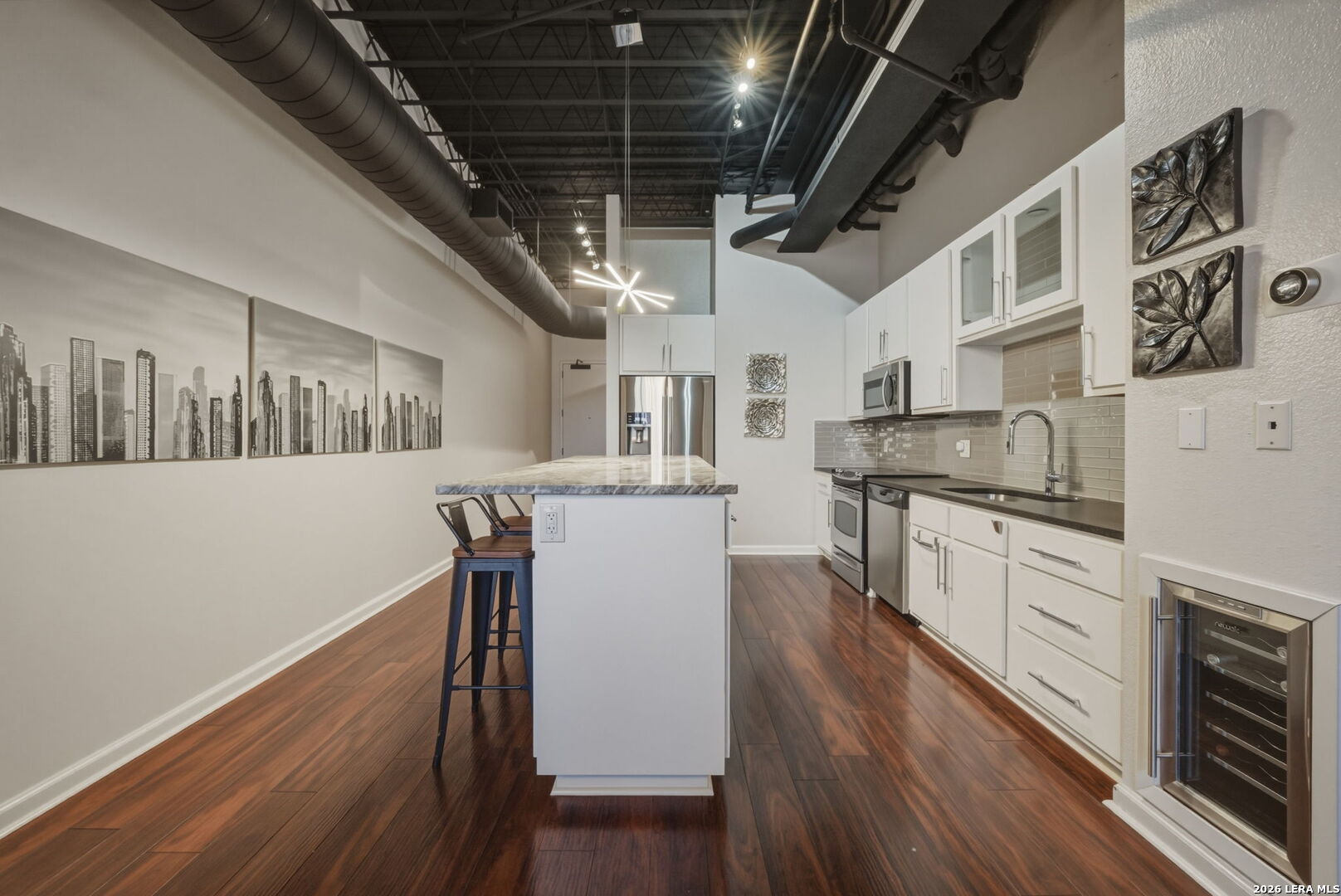 214 E Travis Street San Antonio TX 78205