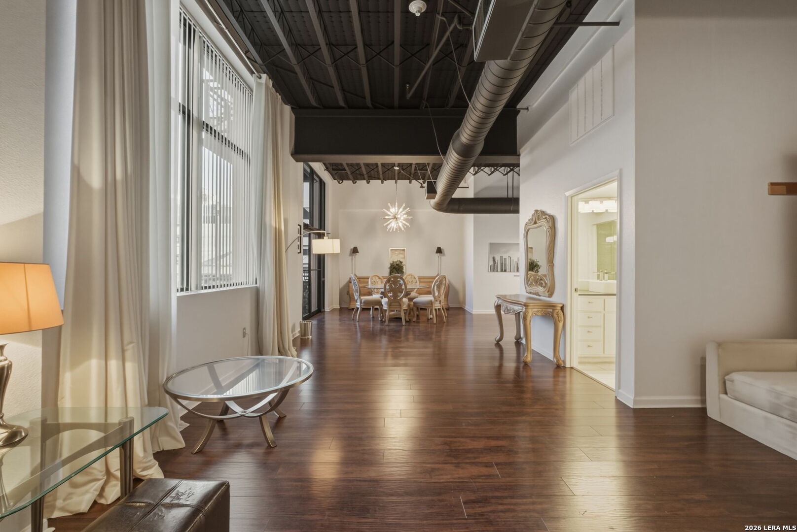 214 E Travis Street San Antonio TX 78205