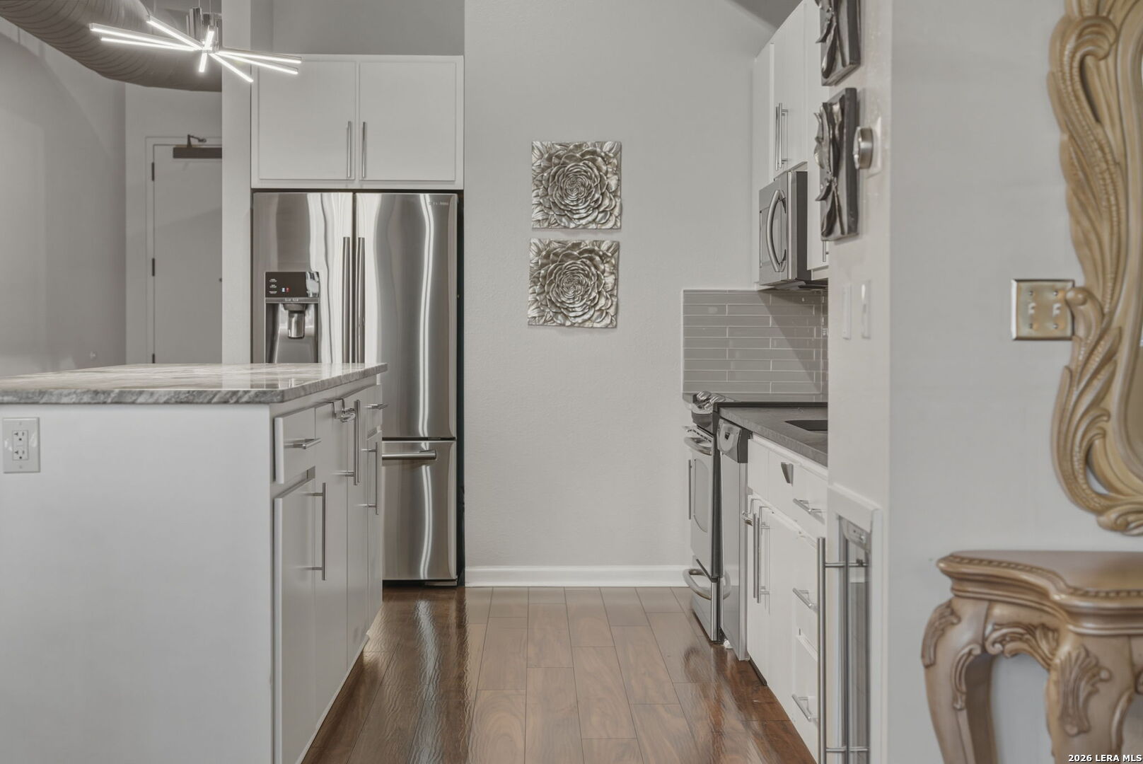 214 E Travis Street San Antonio TX 78205