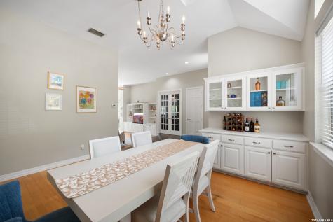 109 Trailcrest Hollywood Park TX 78232