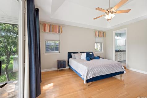 109 Trailcrest Hollywood Park TX 78232