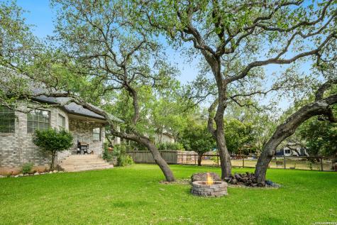 109 Trailcrest Hollywood Park TX 78232
