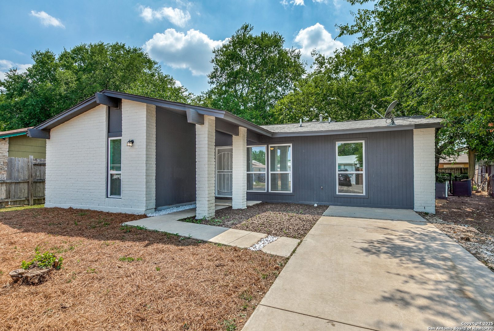 819 Spring Park Street San Antonio TX 78227